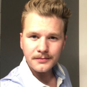 Meet your Posher, Alex